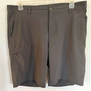 Columbia Regular Fit Performance Fishing Gear Shorts Size 38 Green Gorpcore